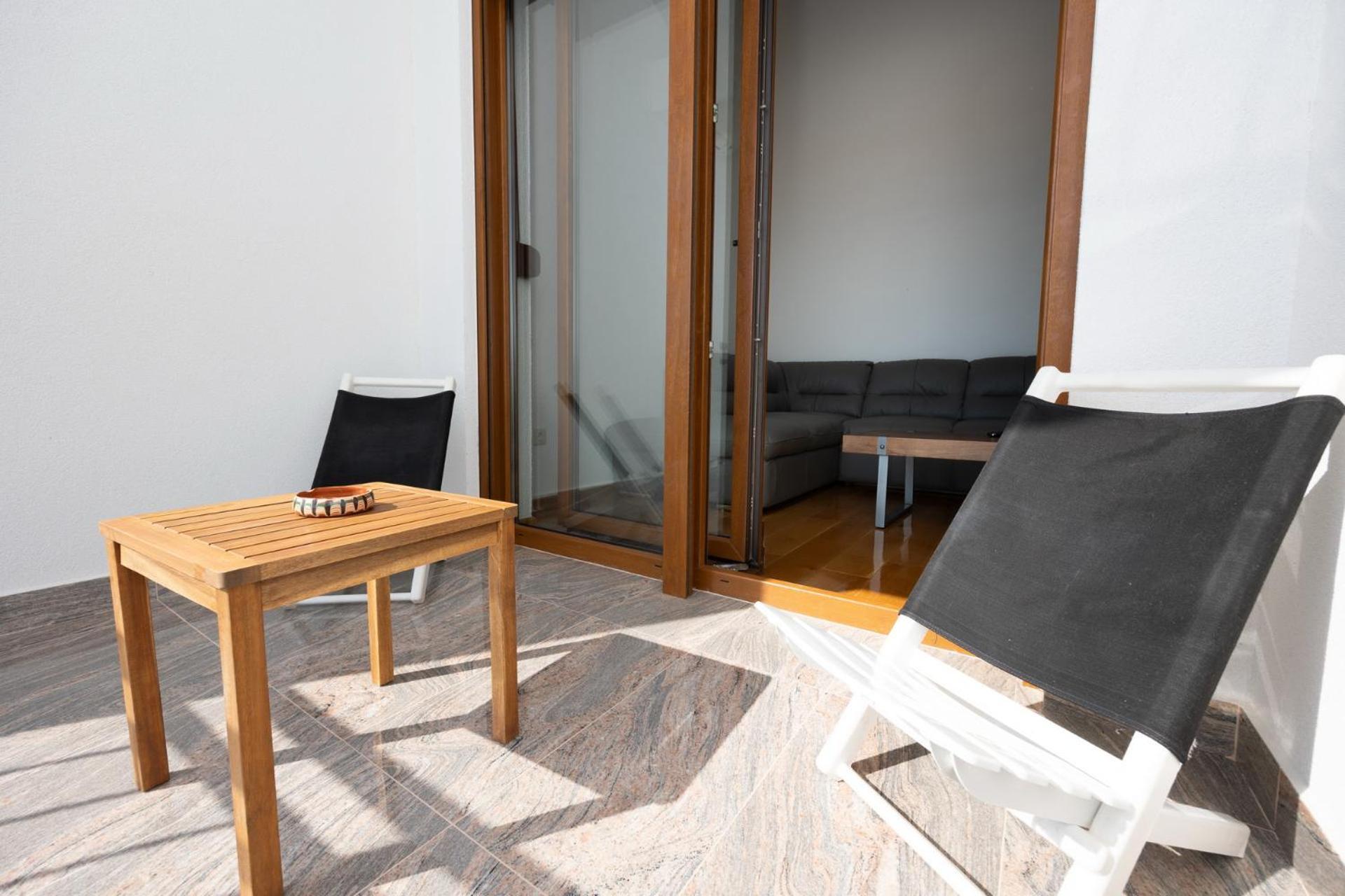 Apartments Francoise ซริกเวนิซา ภายนอก รูปภาพ