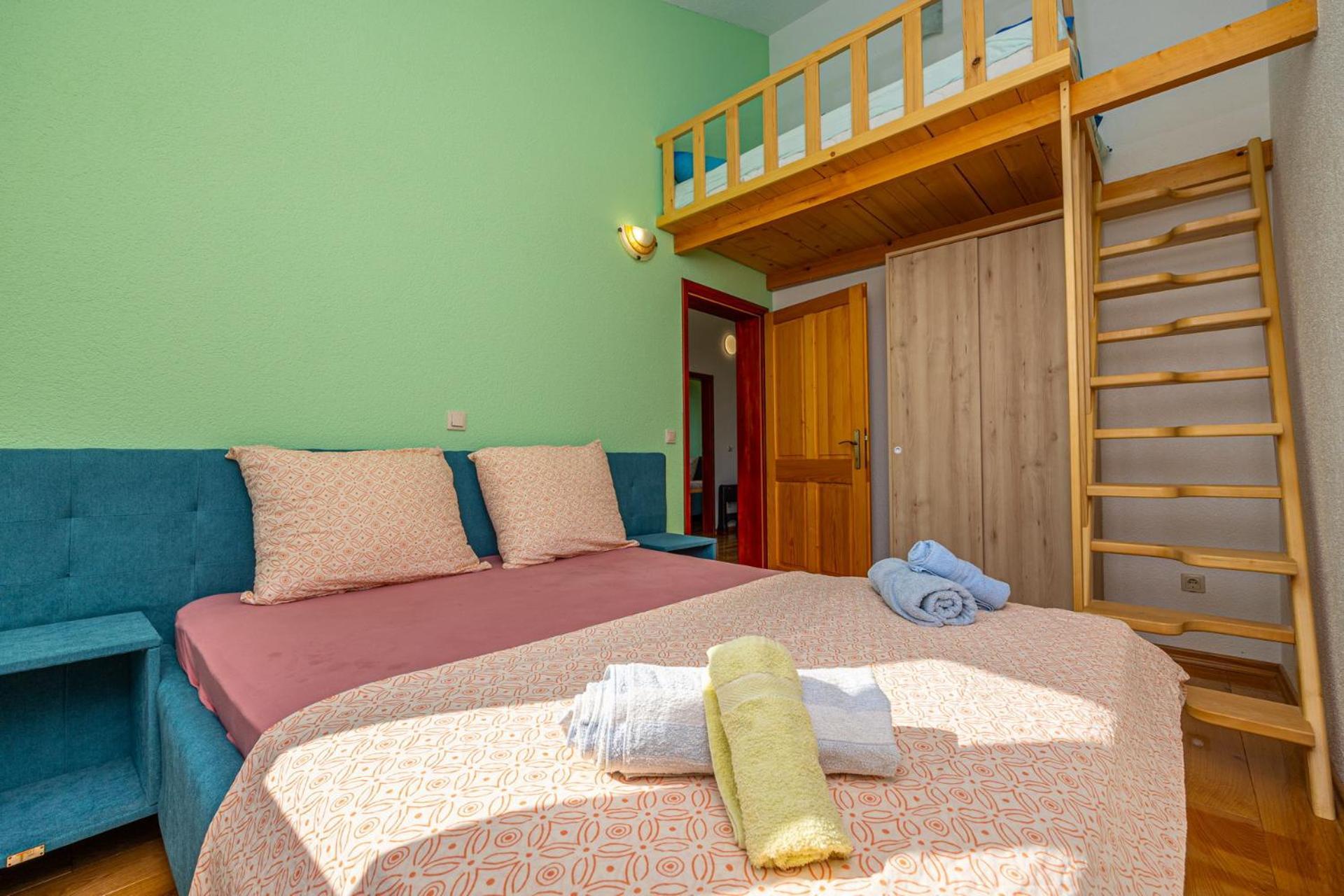 Apartments Francoise ซริกเวนิซา ภายนอก รูปภาพ